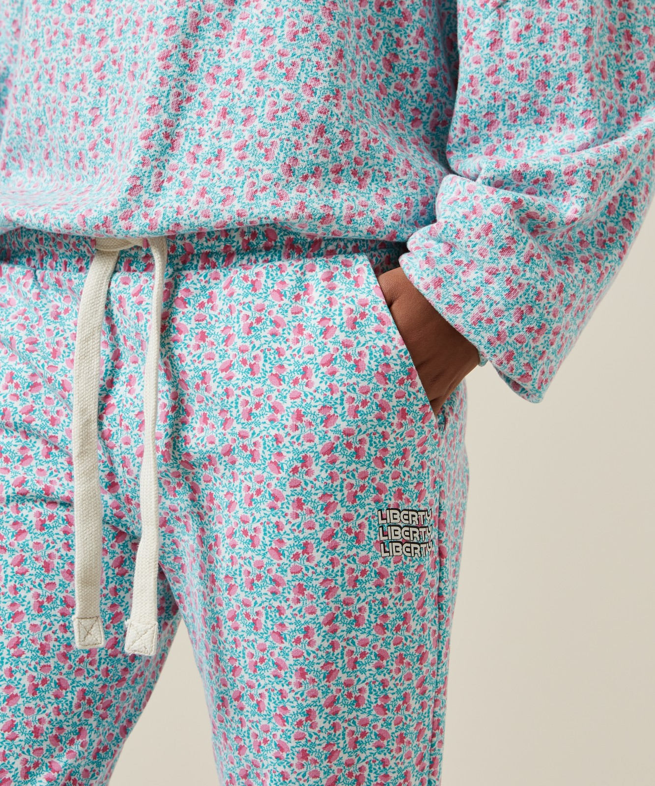 Hose "Cropped Jogger Floral"