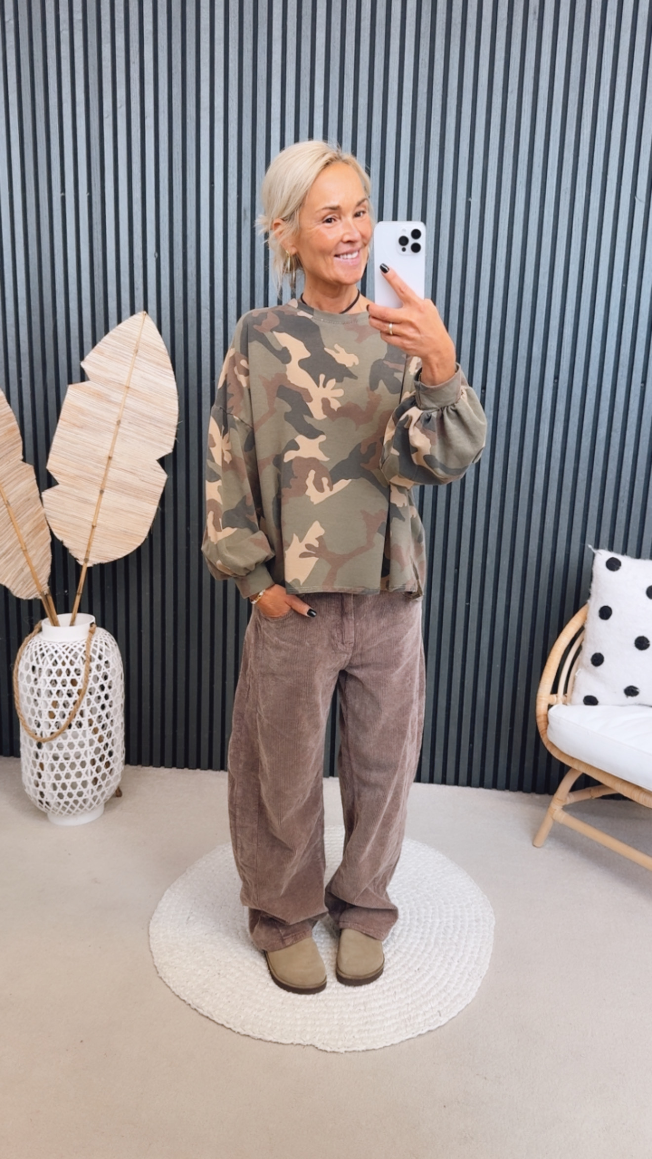 Camouflage Sweater "Tituuus"