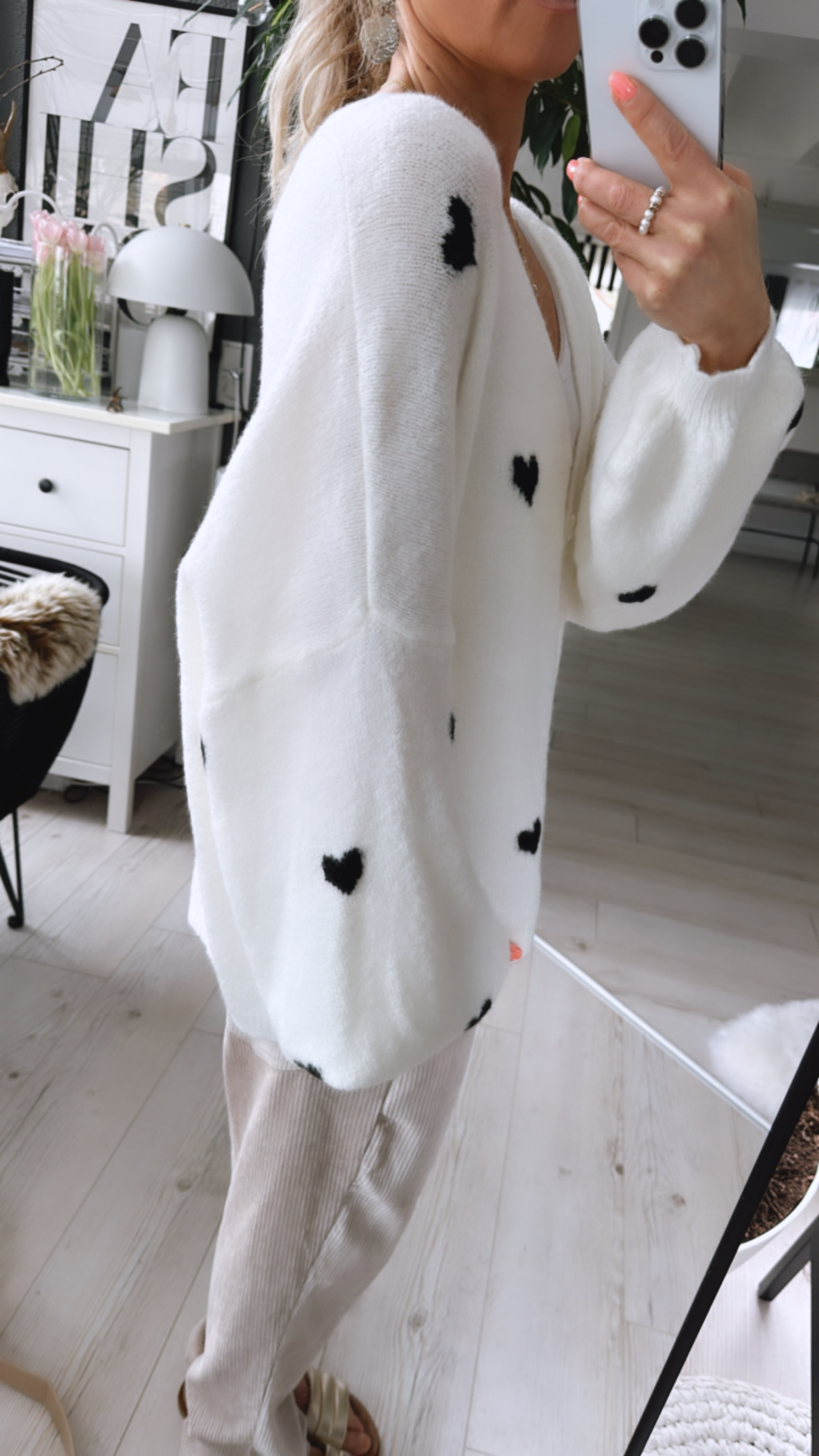 Oversized Cardigan "Black Heart"