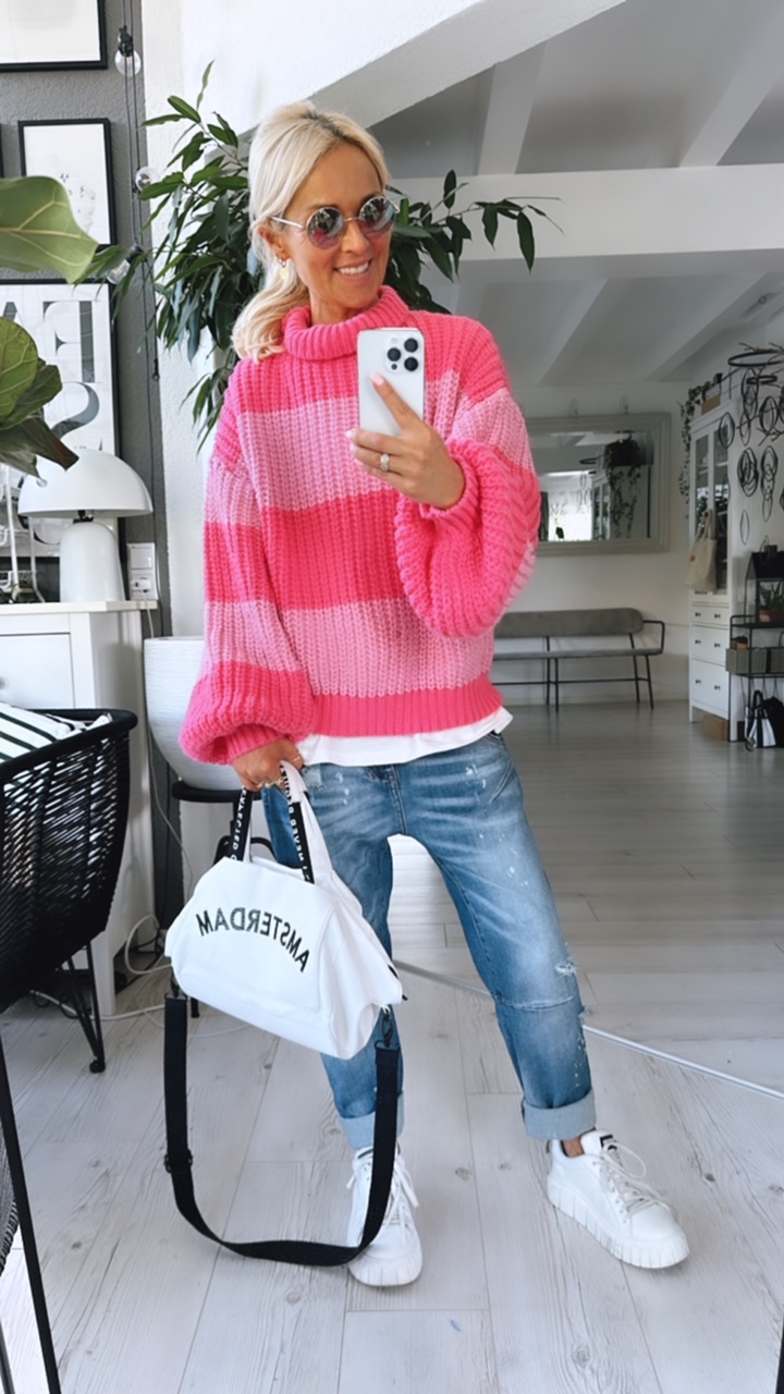 Strickpullover "Heeellen"