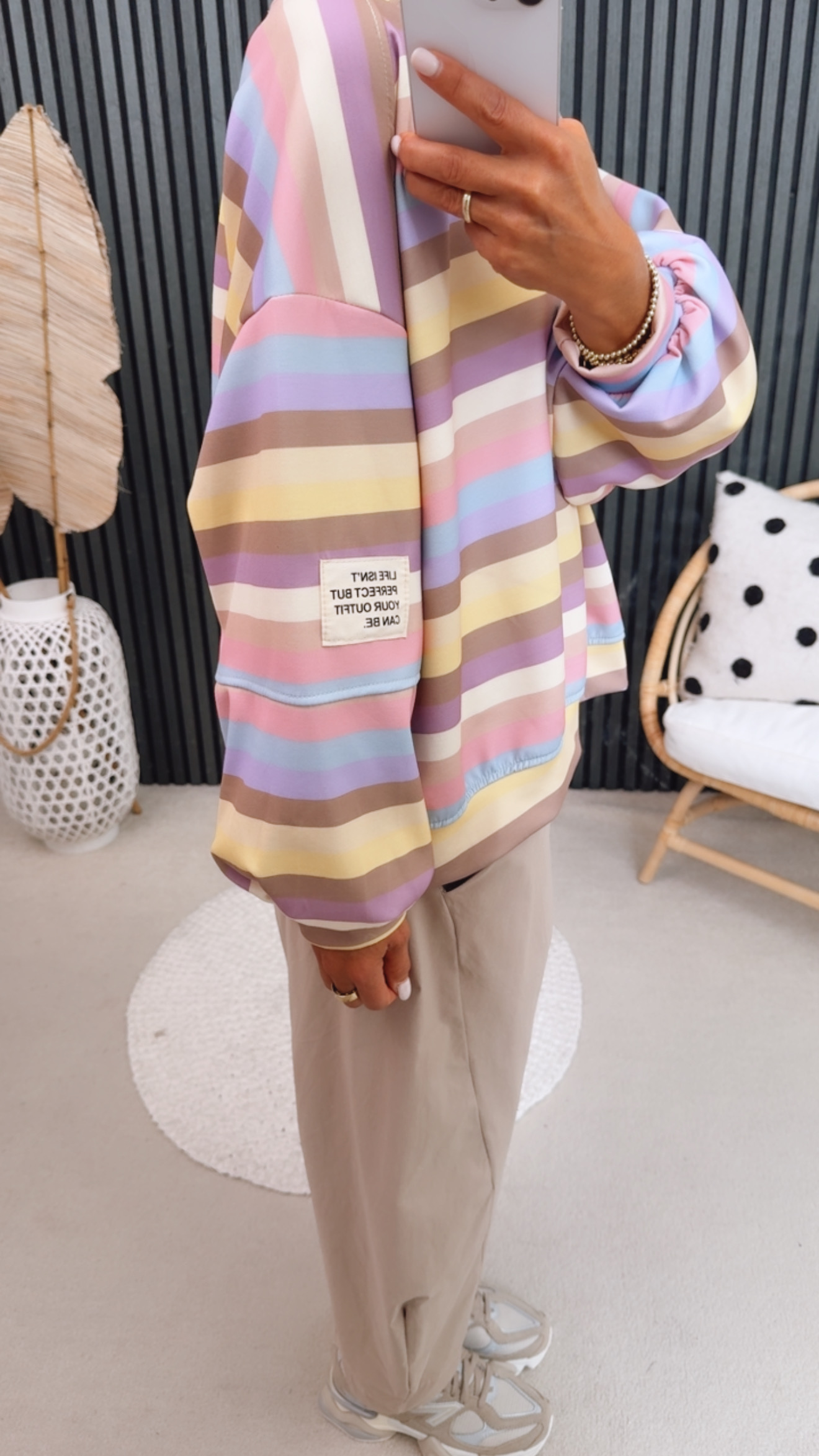 Sweater "Your Outfit"