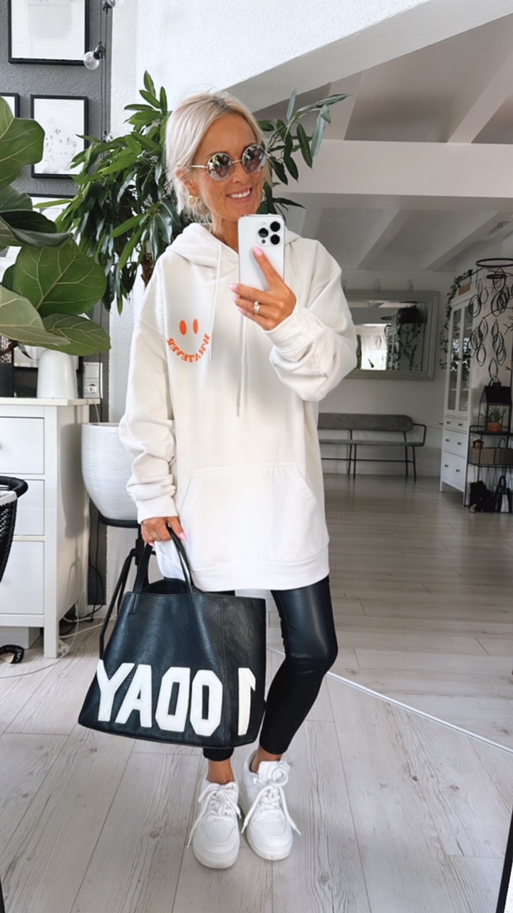 Sweater "Whaaat Ever - Backprint"