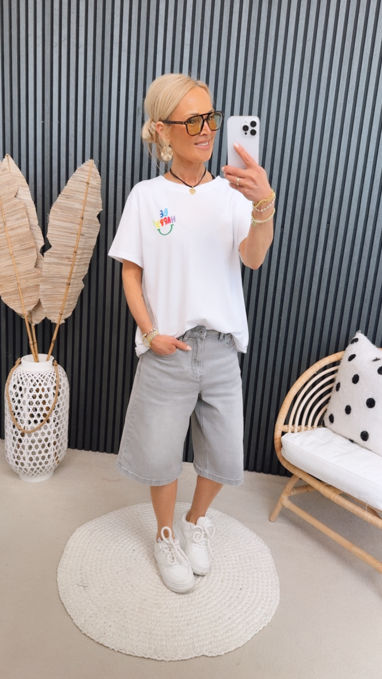T-Shirt "Be happy"