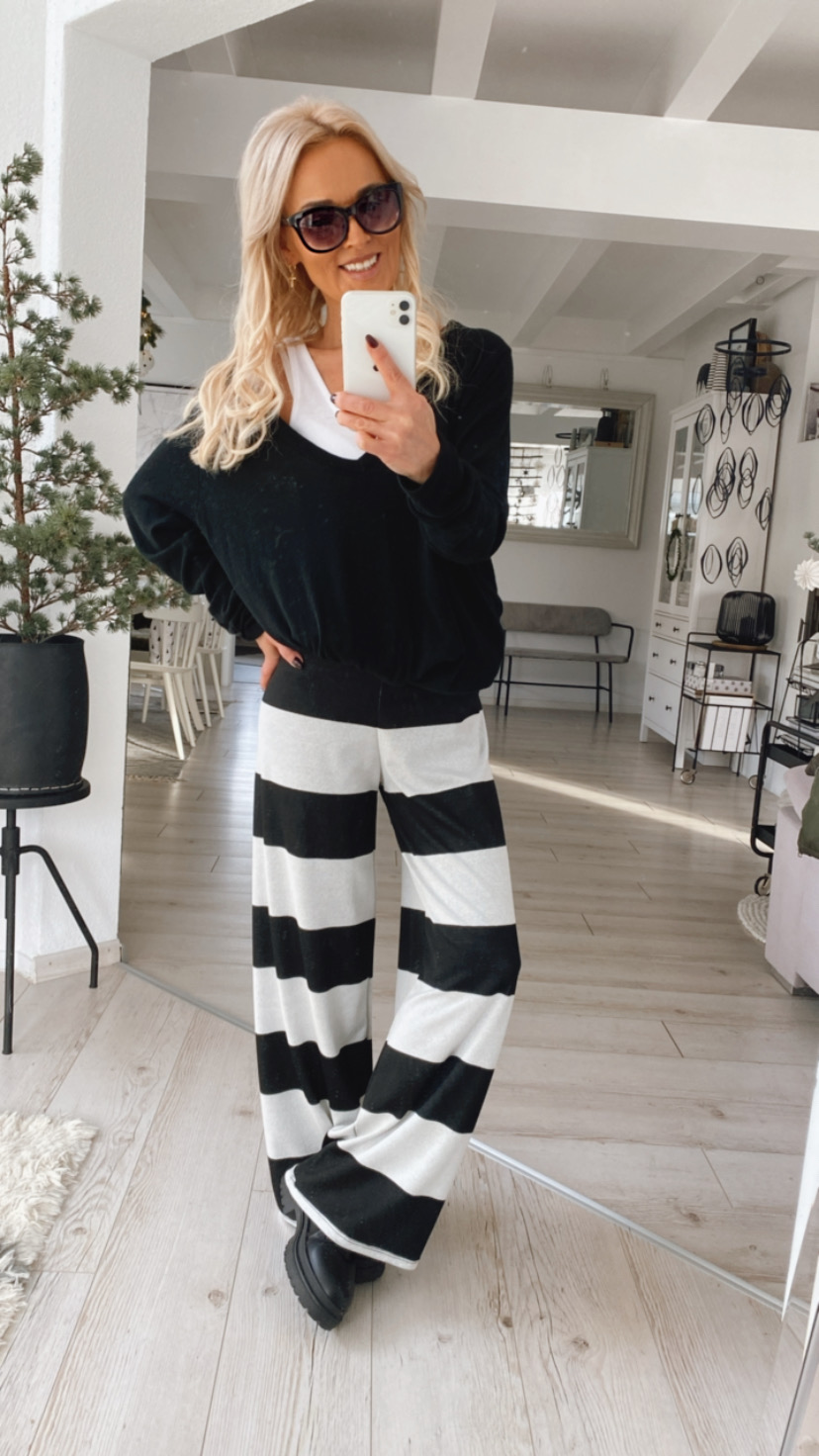 Wide Leg Pants "Stripeee"