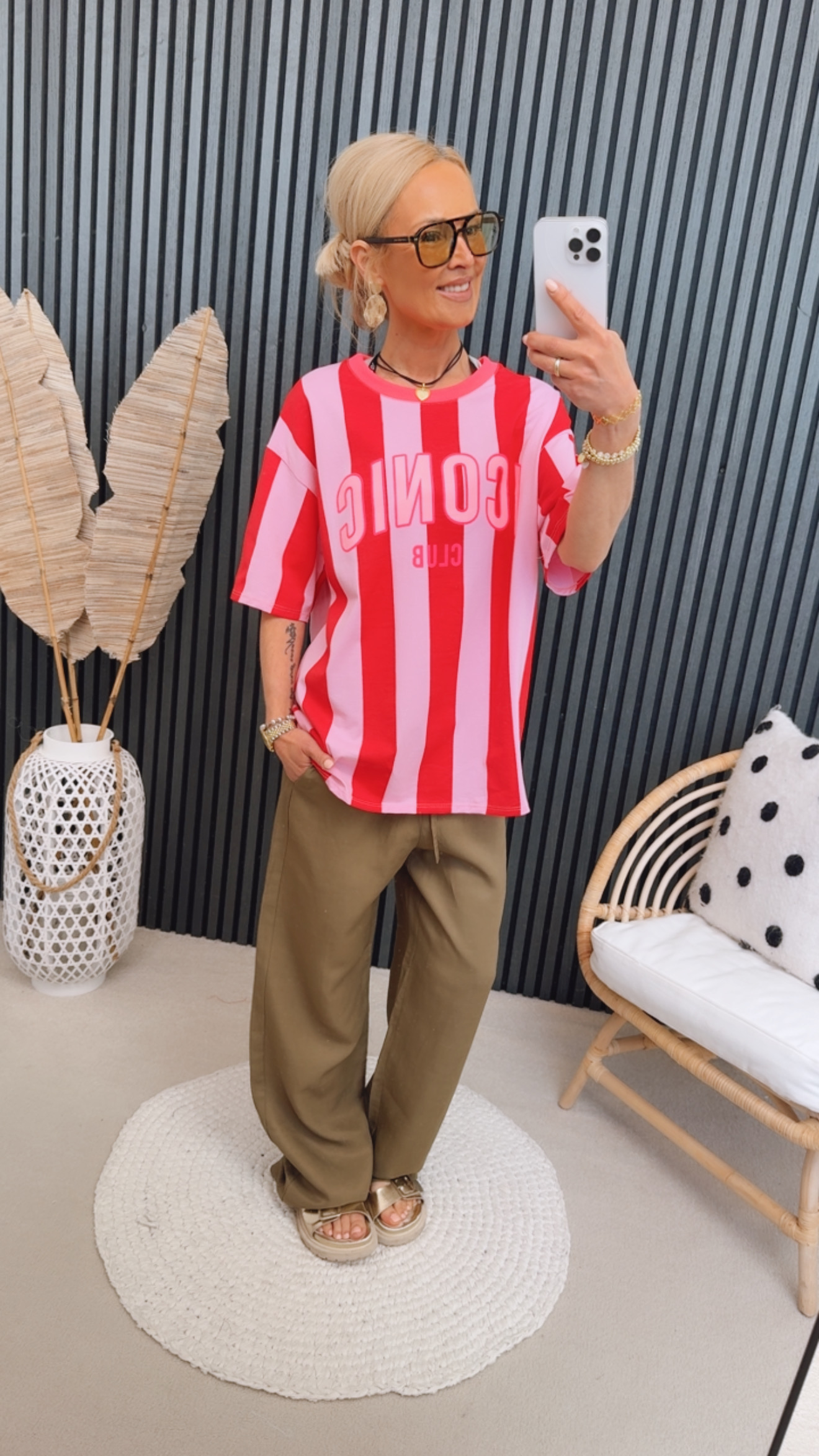 T-Shirt "Iconic Club"