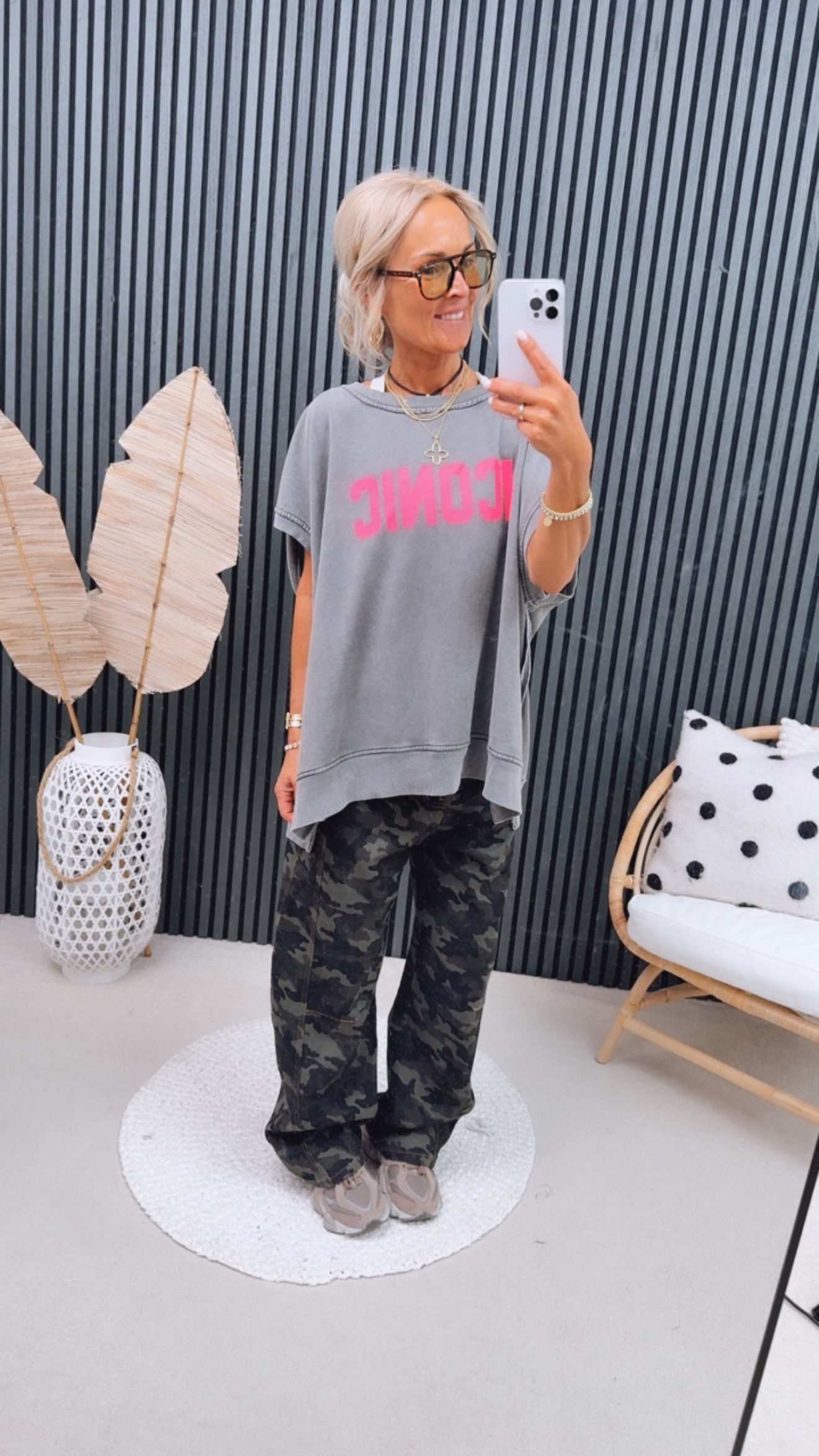 T-Shirt "Iconic Ärmellos"