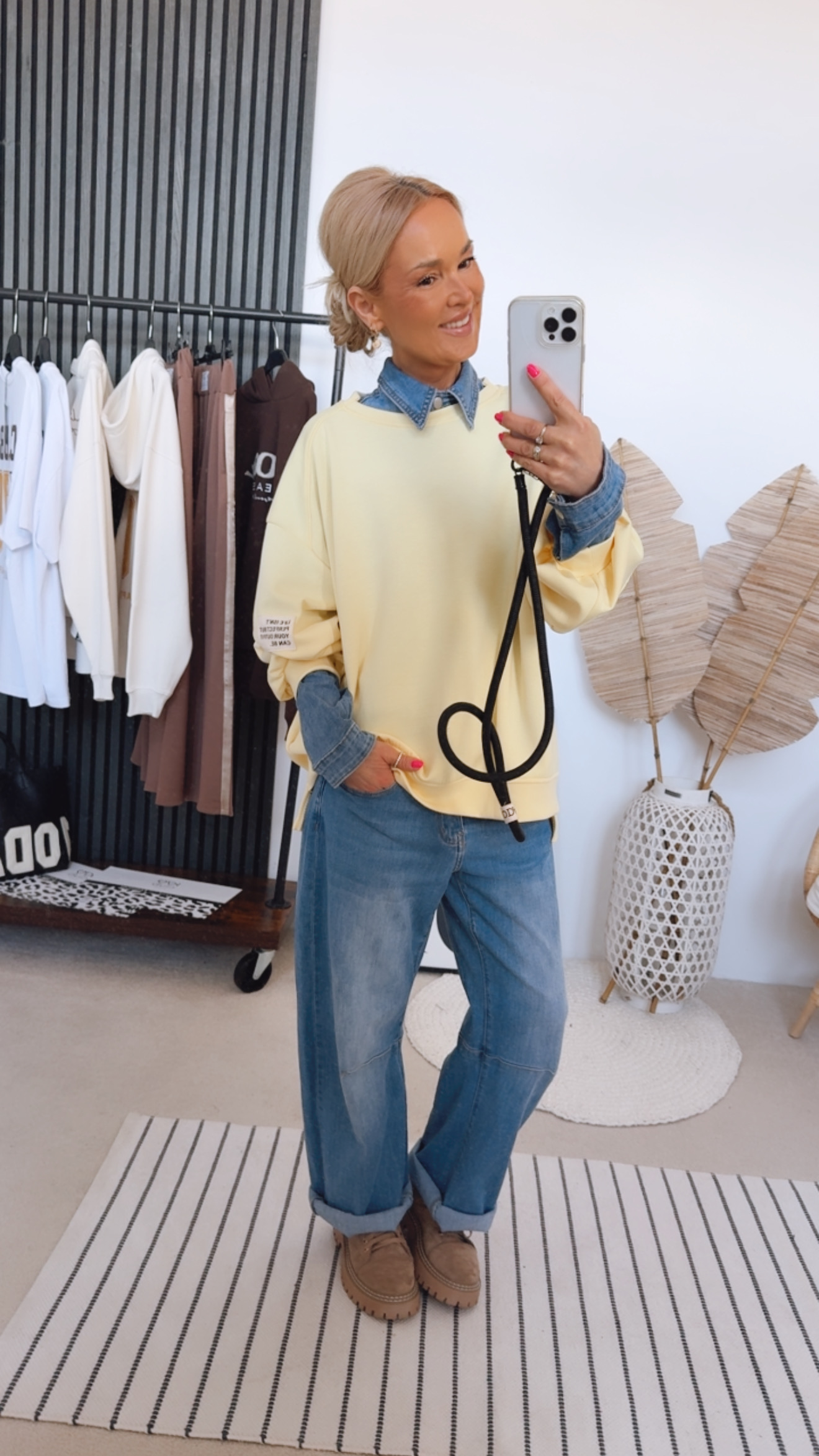 Sweater "Yellooow Perfect"