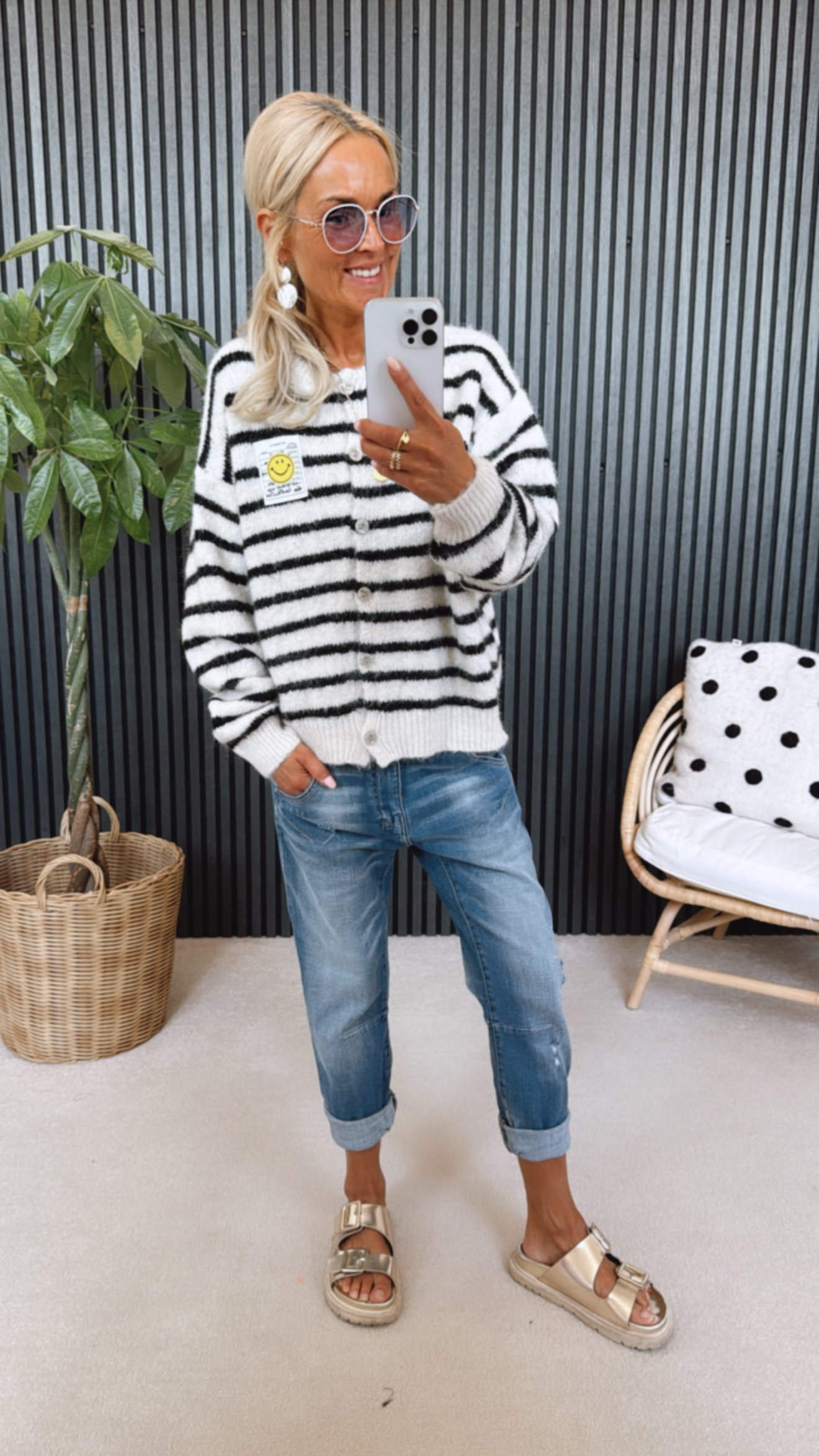 Strick Cardigan "Patches Smile & Stripe"