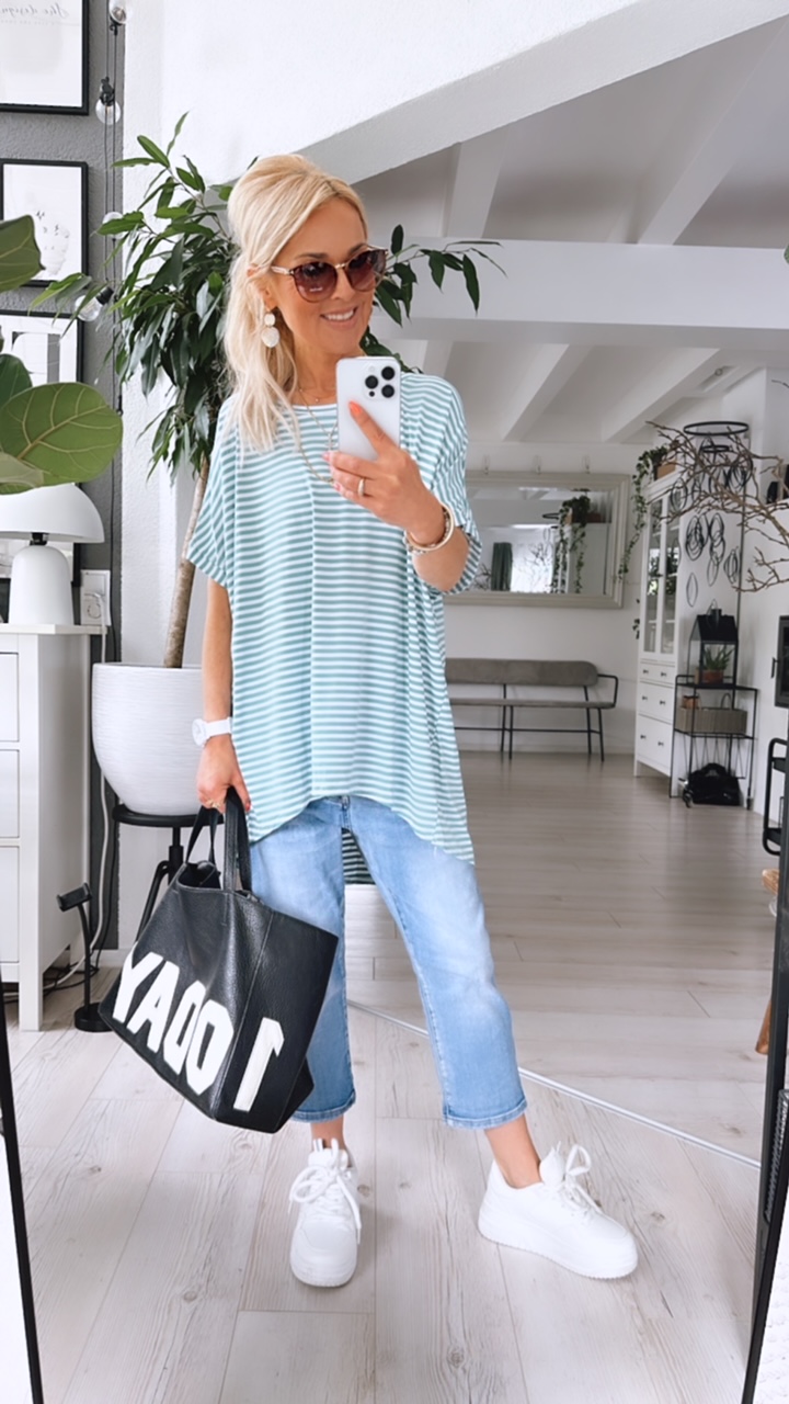 Shirt "Maaagnolia"