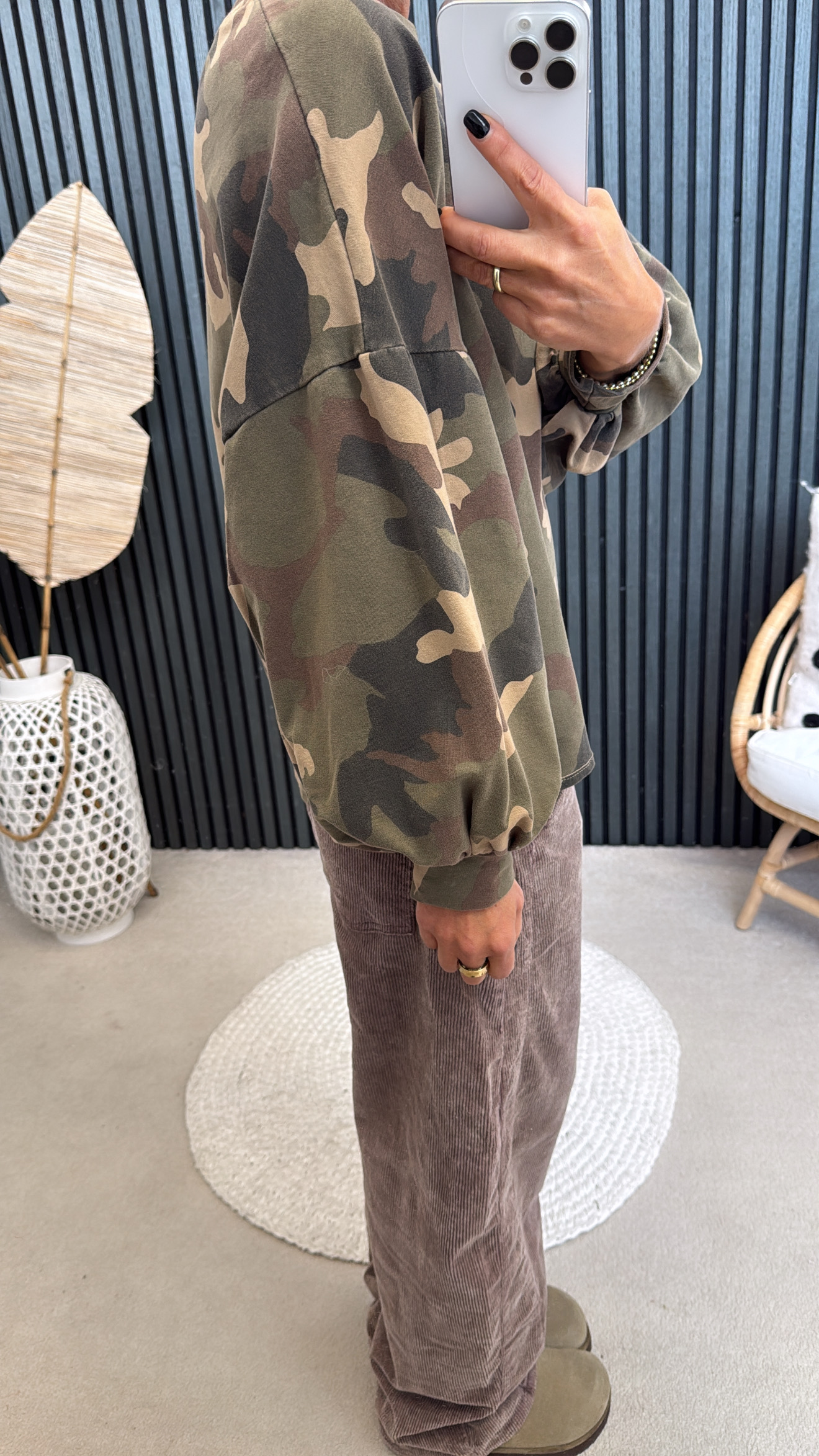 Camouflage Sweater "Tituuus"