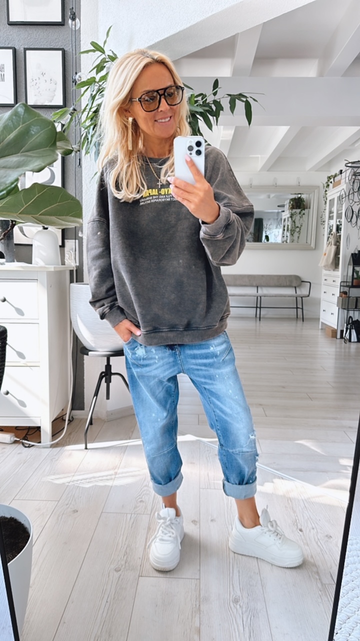 Sweater "Japan Looove"