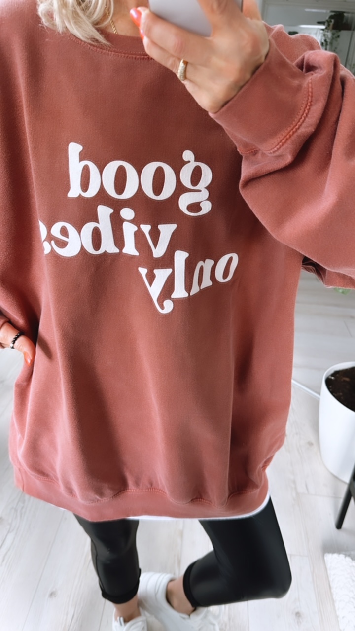 Pullover "Good Vibes Only"