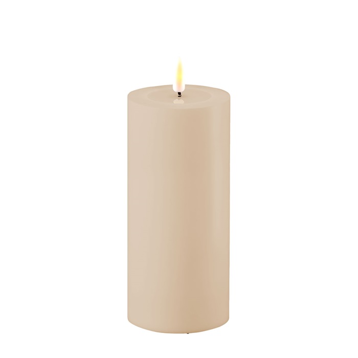 LED Stumpkerze beige "Outdoor" 7,5 x 15 cm LED Stumpkerze beige "Outdoor" 7,5 x 15 cm